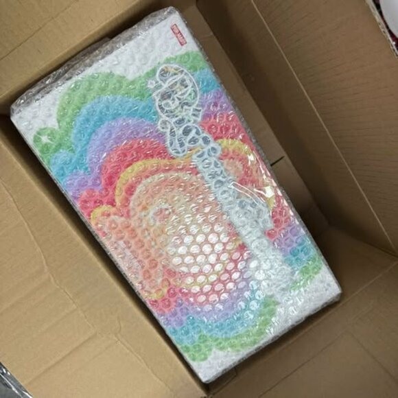 LOVE - New & Auth LABUBU V3 - Big into Energy - Picture 3 of 5